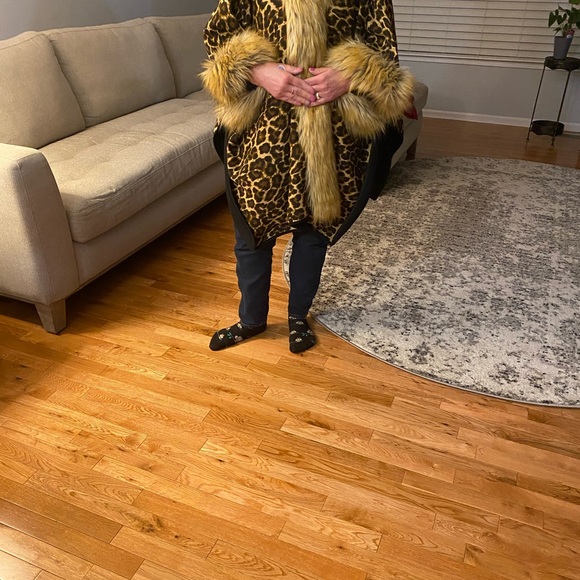 leopard faux poncho - Picture 3 of 5